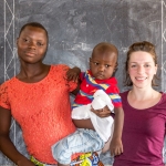 Edith wil met haar verhaal andere meisjes uit Benin waarschuwen voor de gevolgen van kindhuwelijken.